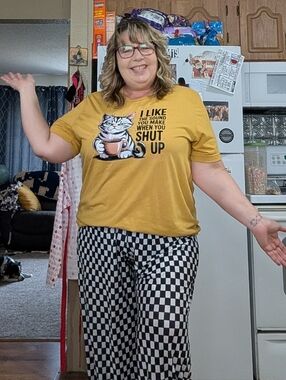 Meet your Posher, Sharon